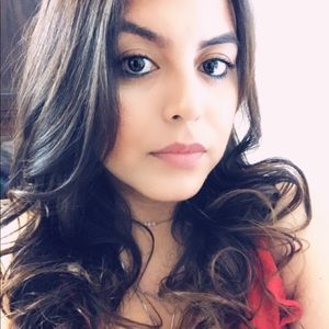 Meet your Posher, Blanca